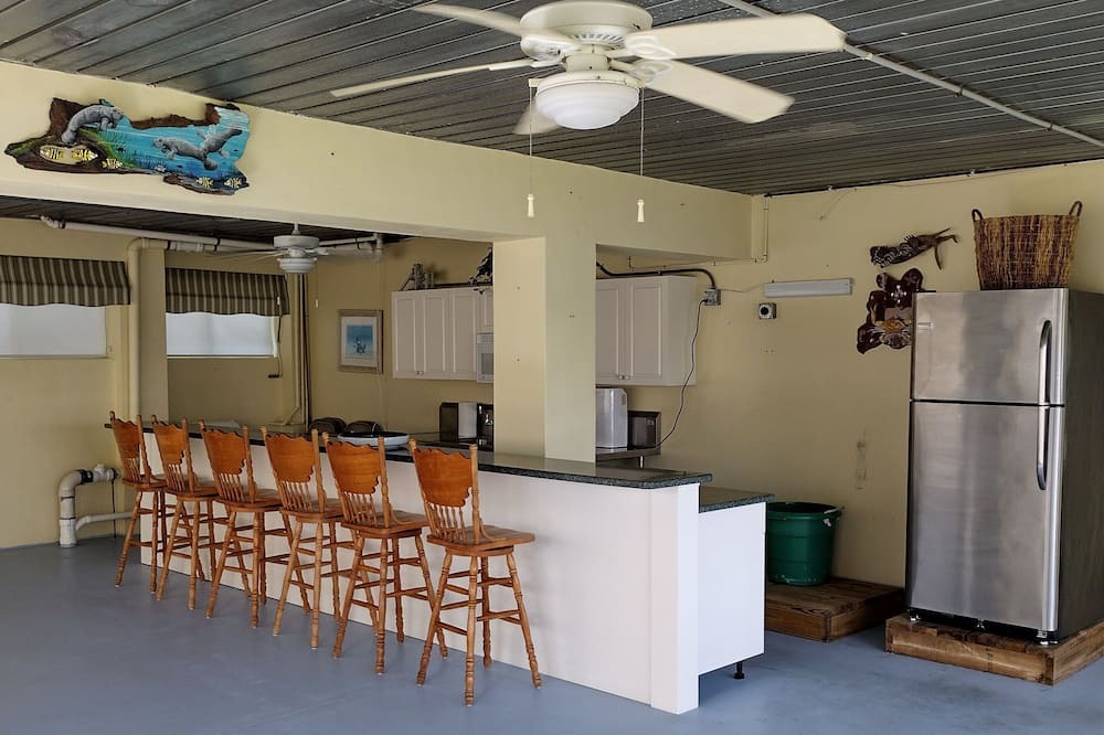 Photo of Bedroom in Old Homosassa