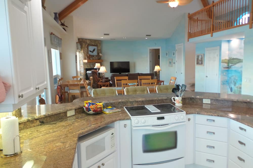 Photo of Kitchen in Old Homosassa