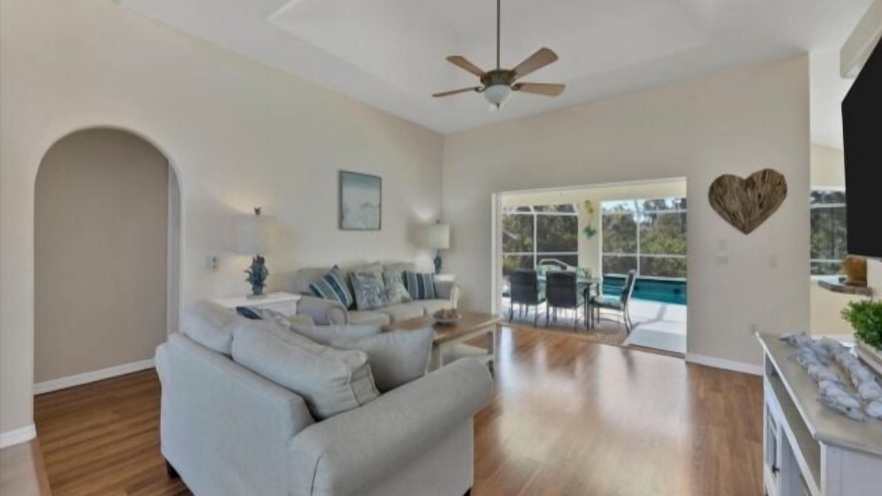 Photo of Livingroom in Rotonda Heights