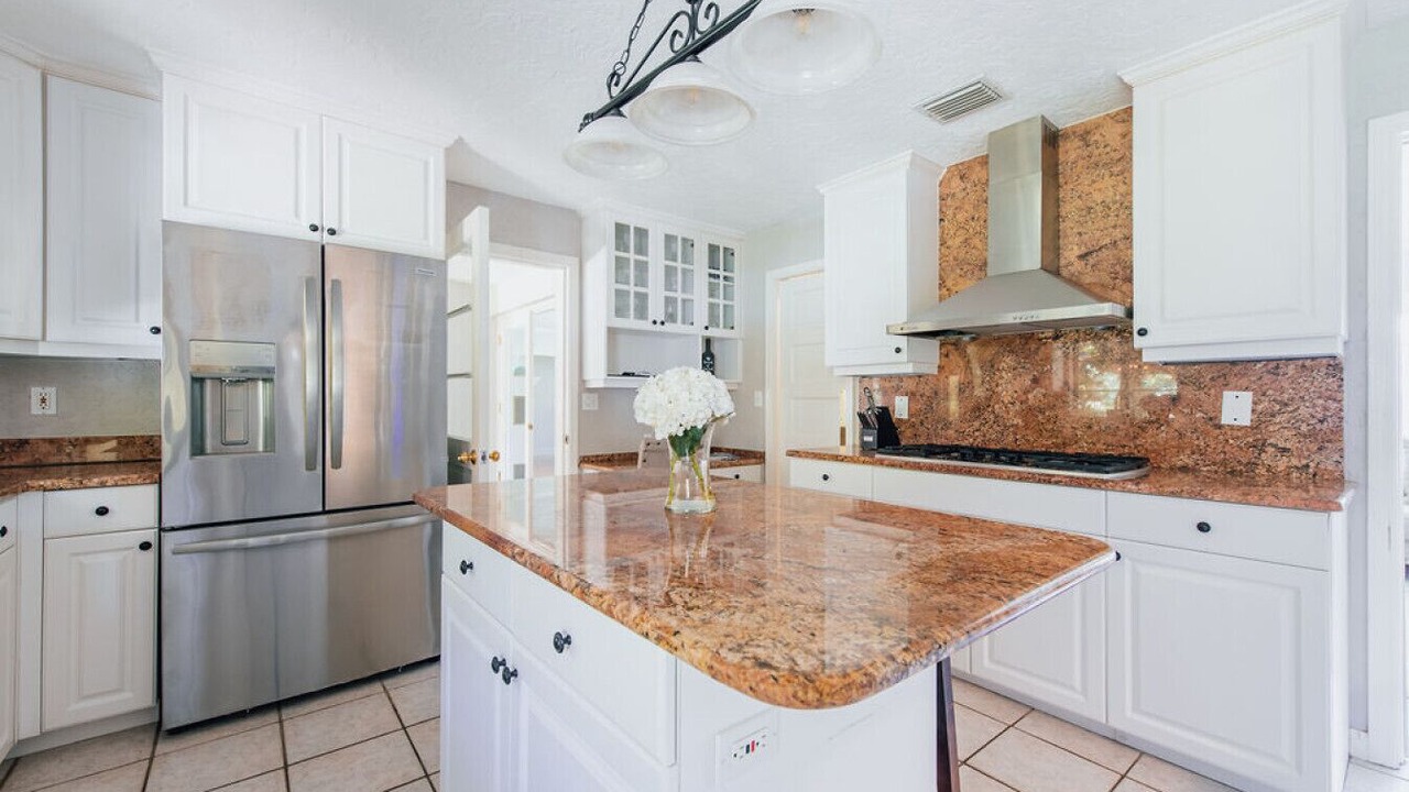 Photo of Kitchen in River District