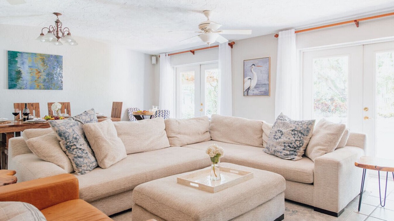 Photo of Livingroom in River District