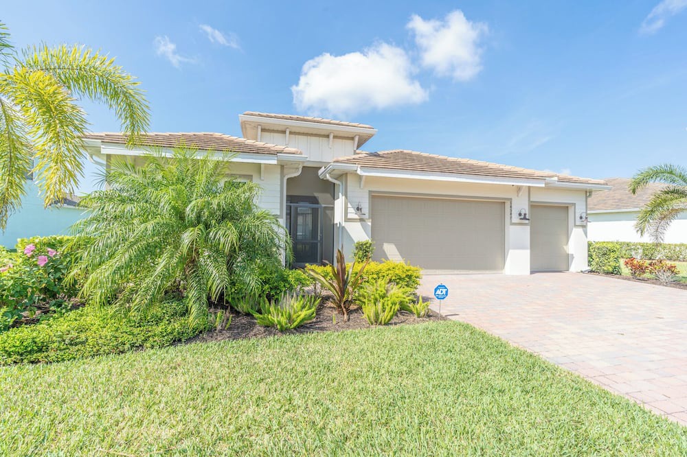 Photo of Outdoor in Naples