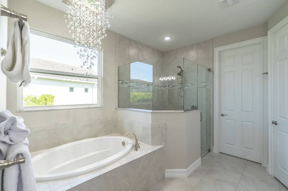 Photo of Bathroom in Naples