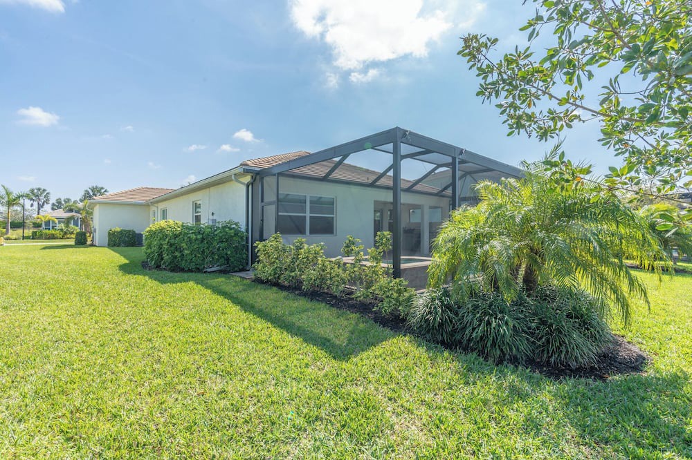 Photo of Outdoor in Naples