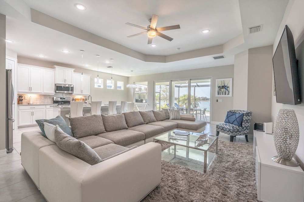 Photo of Livingroom in Naples