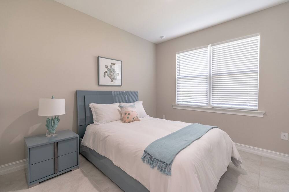 Photo of Bedroom in Naples
