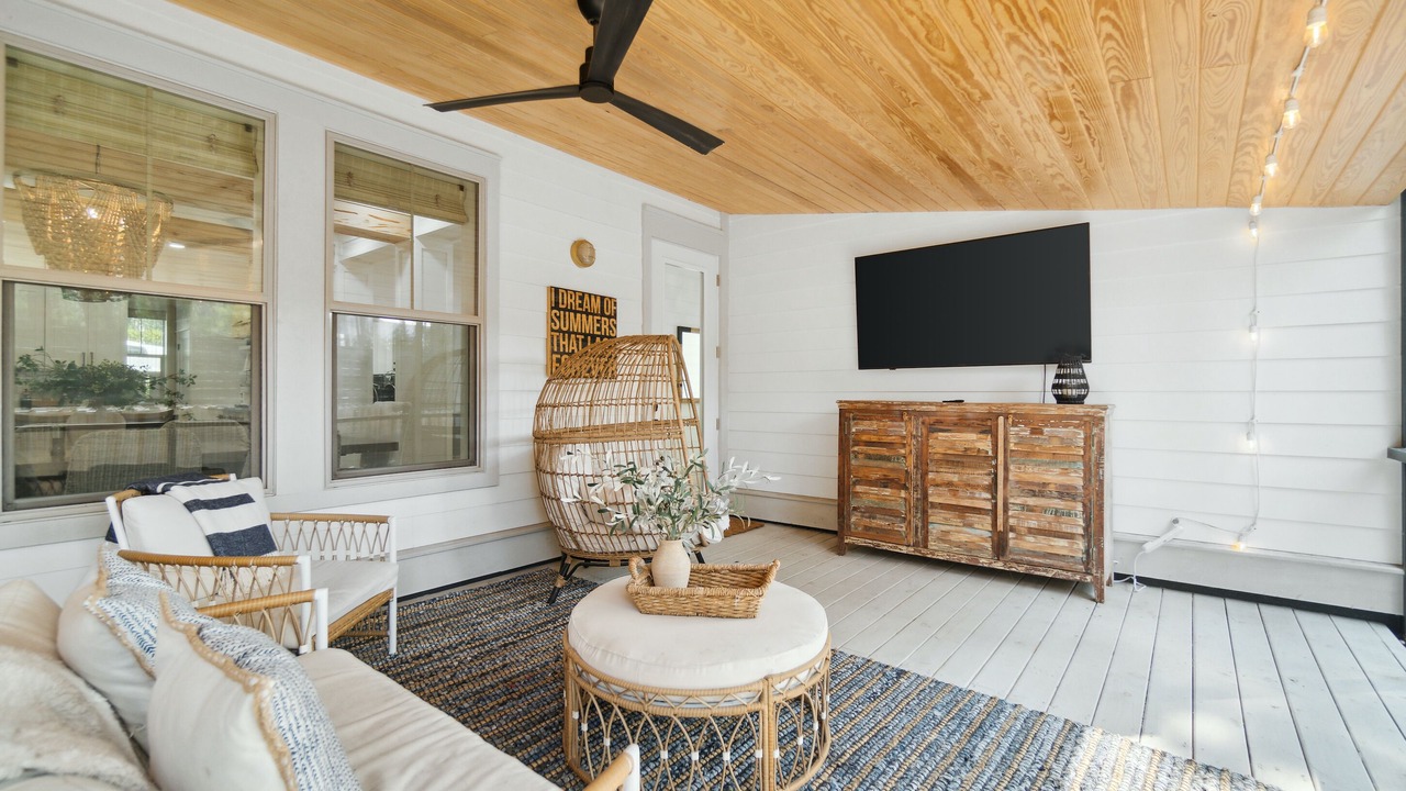 Photo of Patio Balcony in Dune Allen Beach