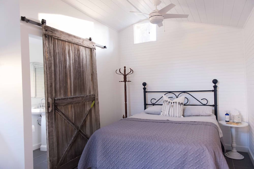 Photo of Bedroom in College Park