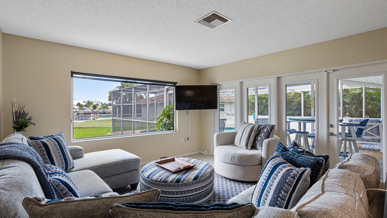 Photo of Patio Balcony in Gulf Harbors