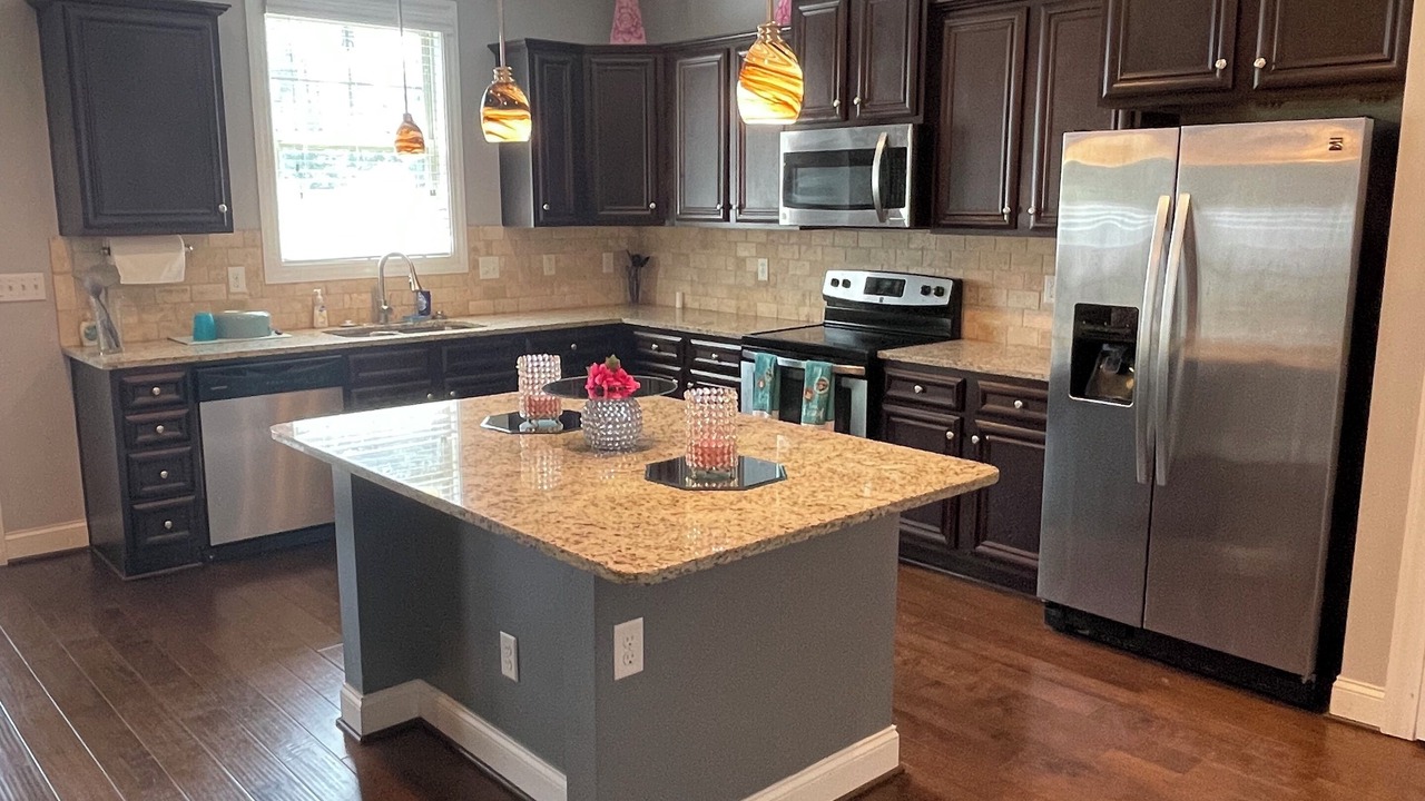 Photo of Kitchen in Elliott