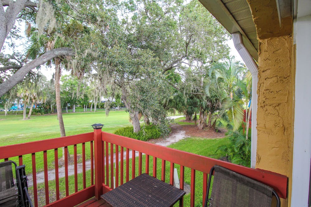 Photo of Others in Sarasota Springs