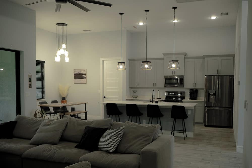 Photo of Livingroom in Buckingham