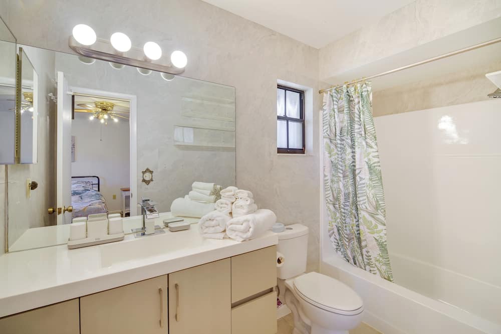 Photo of Bathroom in Florida South Atlantic Coast
