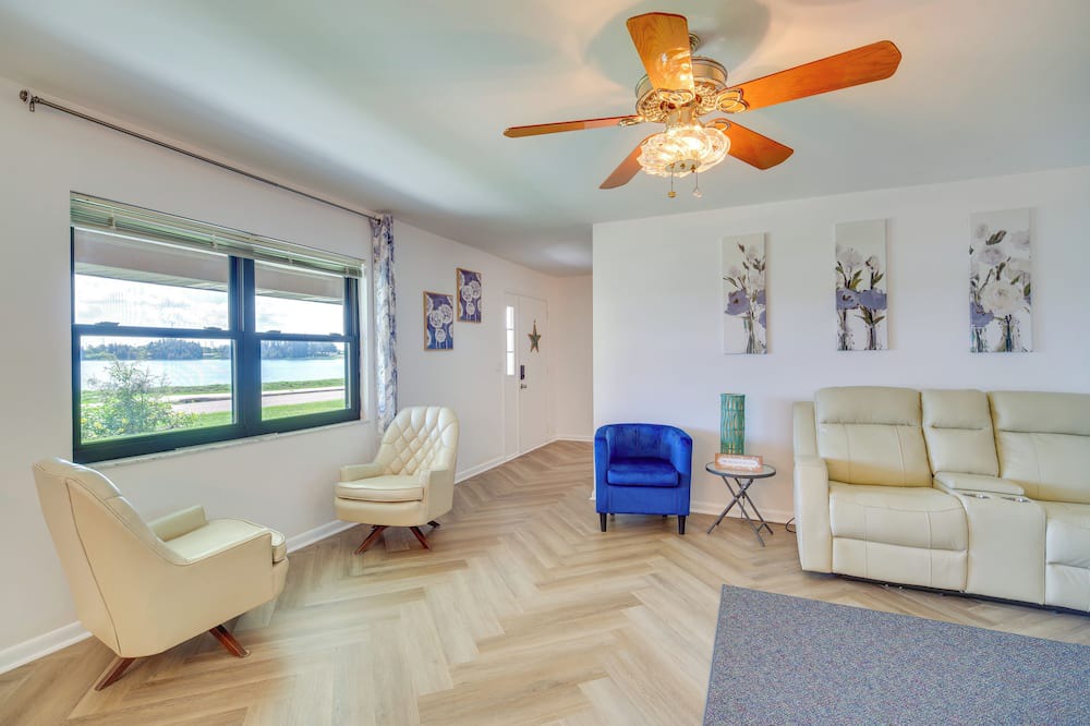 Photo of Bedroom in Florida South Atlantic Coast