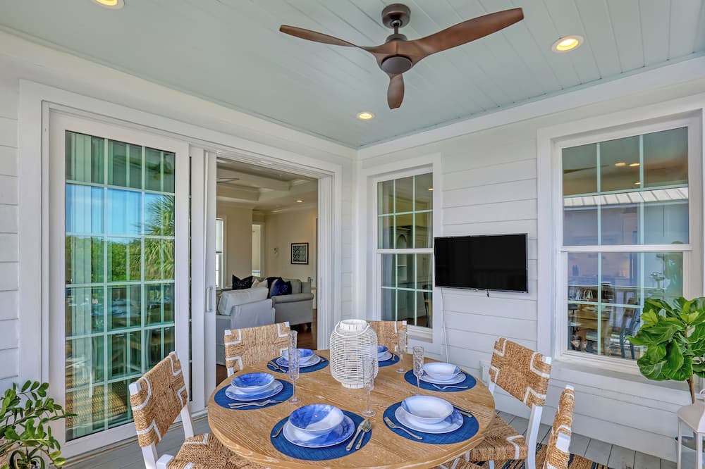 Photo of Outdoor in Juno Beach