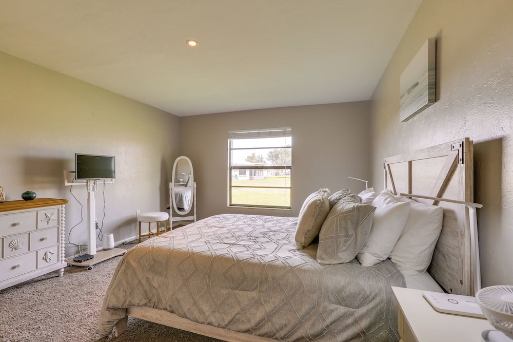 Photo of Bedroom in Eisenhower