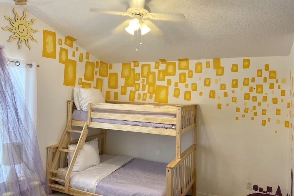 Photo of Bedroom in Silver Creek