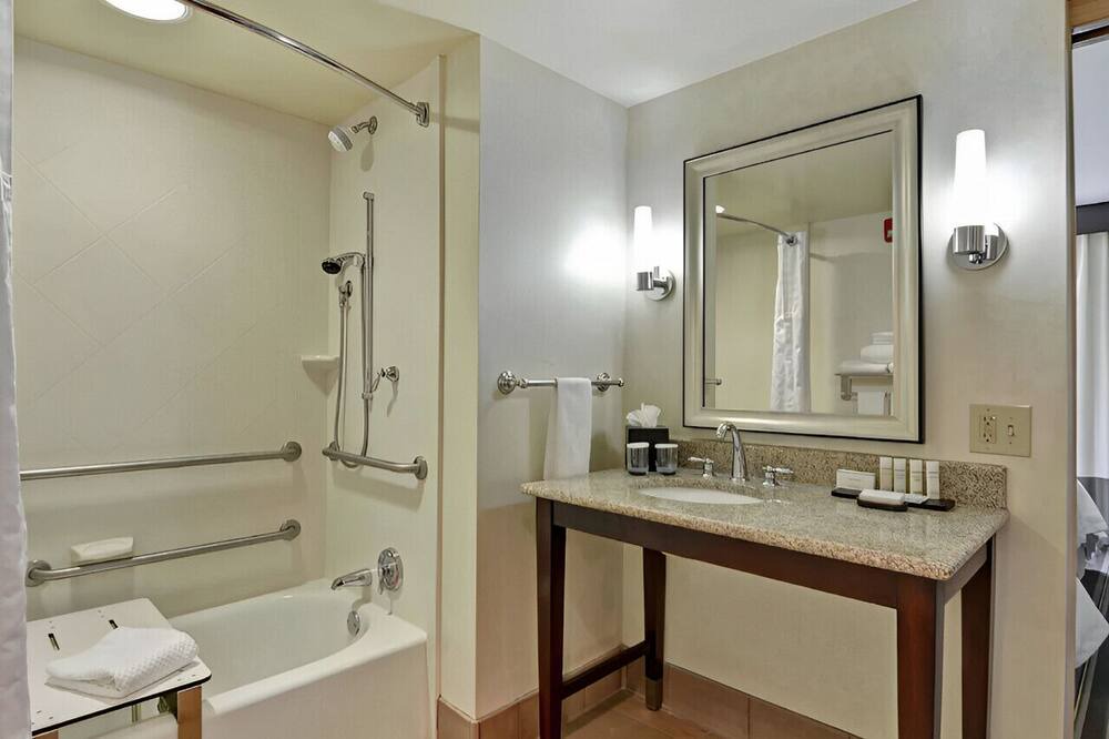 Photo of Bathroom in Eden