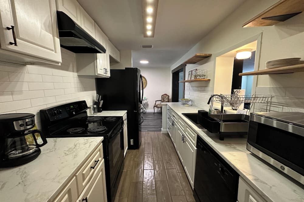 Photo of Kitchen in Cypress Lake