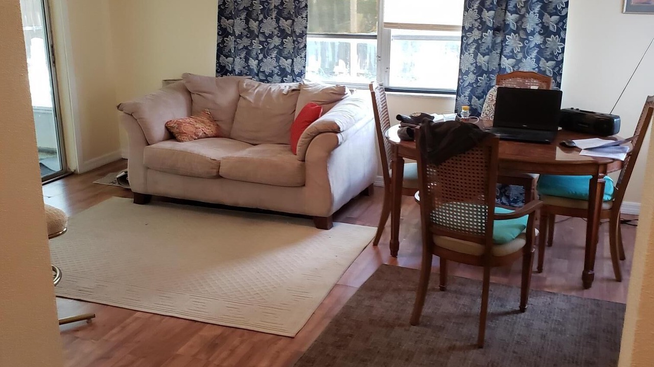 Photo of Livingroom in Bayonet Point