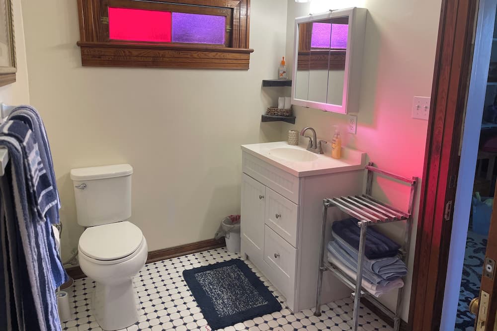 Photo of Bathroom in Williston