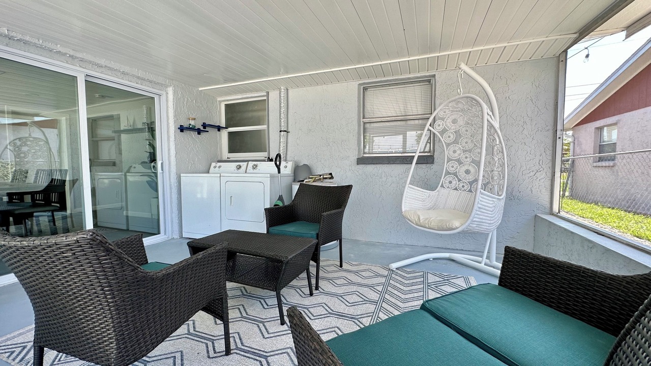 Photo of Patio Balcony in Hudson Beach Estates