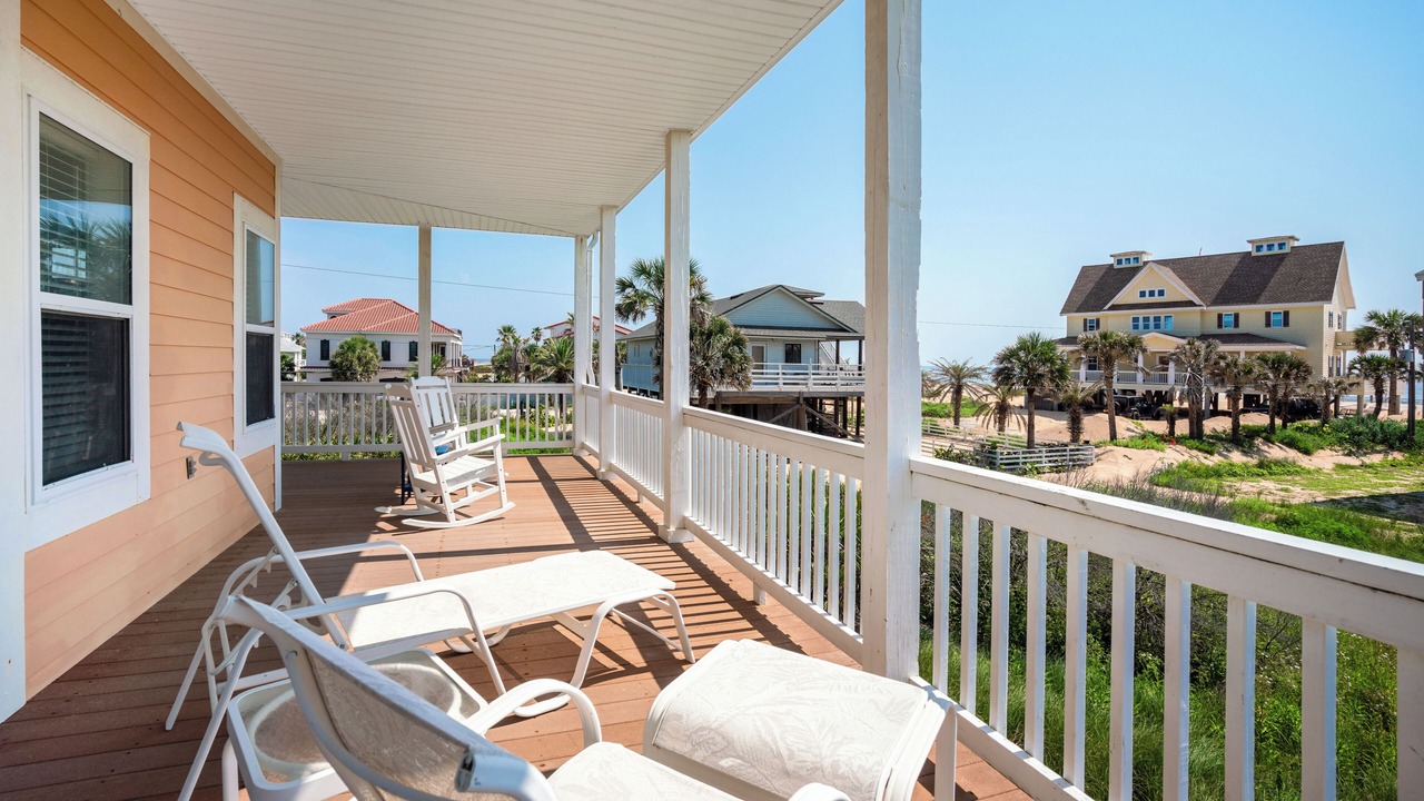 Photo of Patio Balcony in Marineland Acres