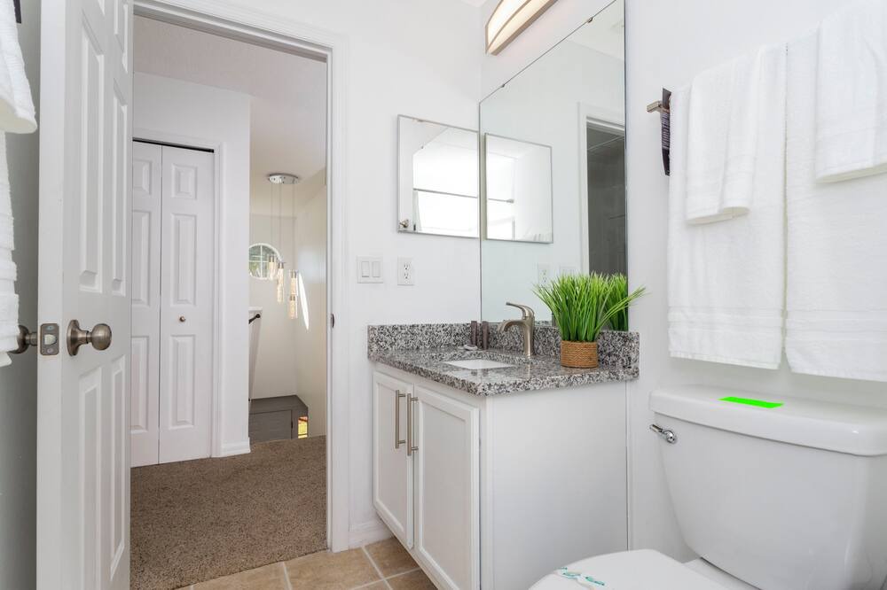 Photo of Bathroom in Lake Wilson Preserve