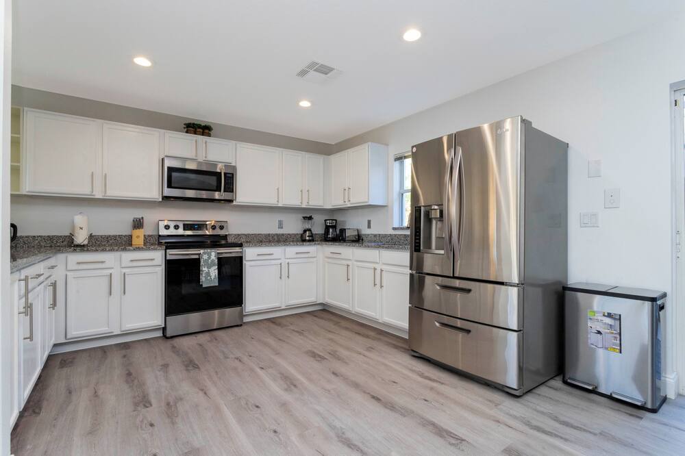 Photo of Kitchen in Lake Wilson Preserve