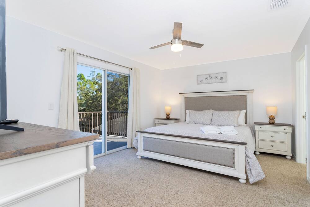 Photo of Bedroom in Lake Wilson Preserve
