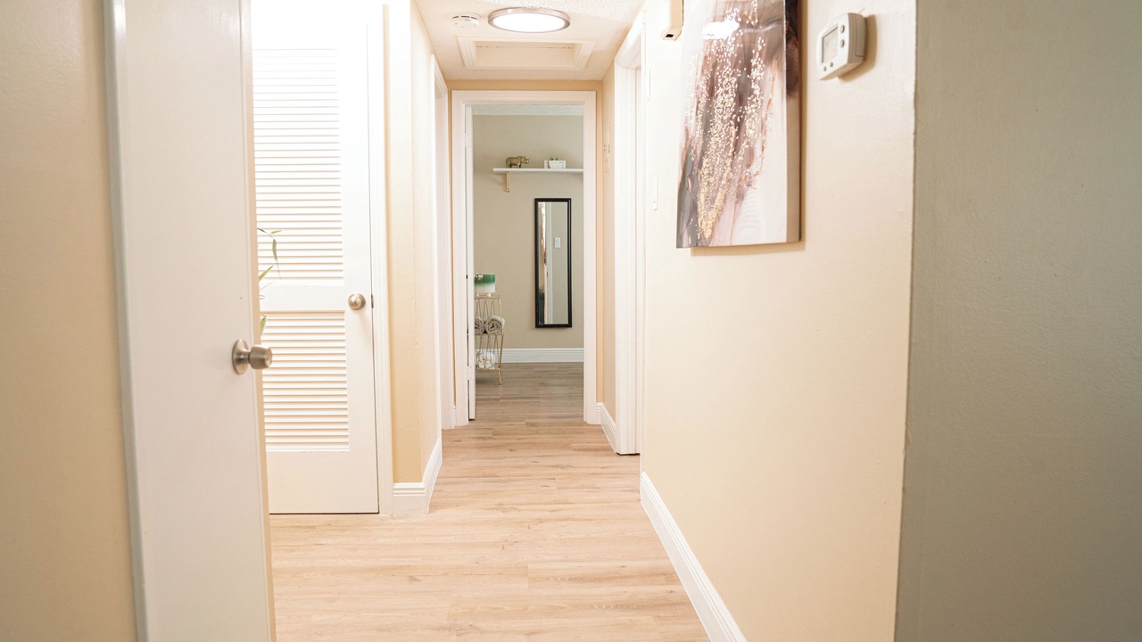 Photo of Livingroom in Forest Hills