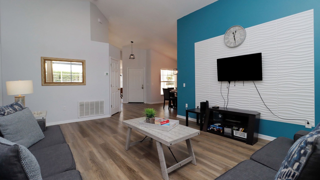 Photo of Livingroom in Westbury