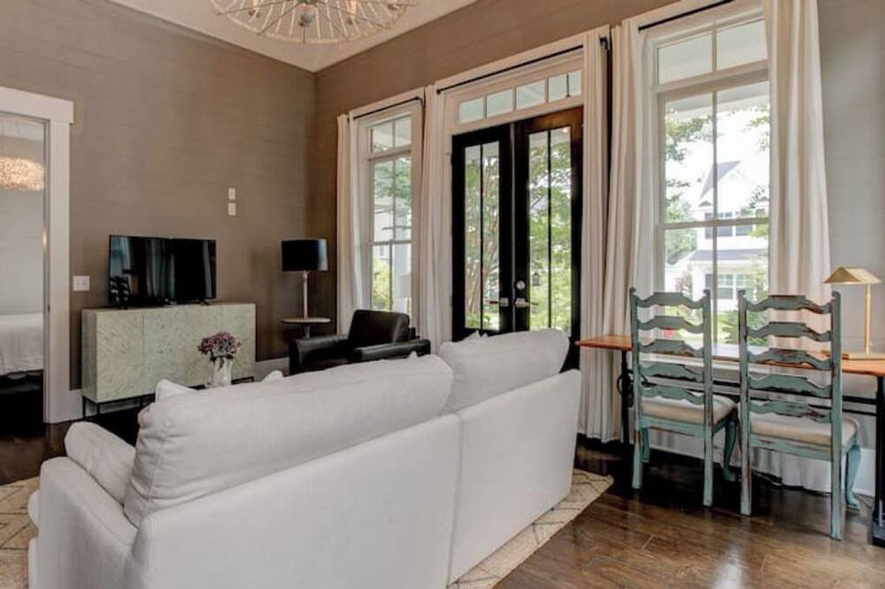 Photo of Livingroom in Lake Carolina