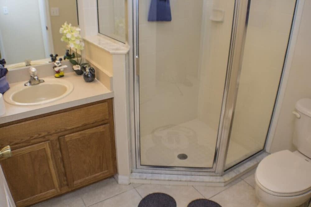 Photo of Bathroom in Four Corners