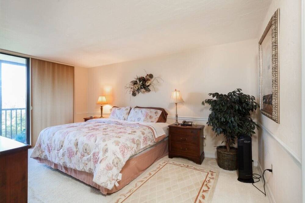 Photo of Bedroom in Bonita Springs