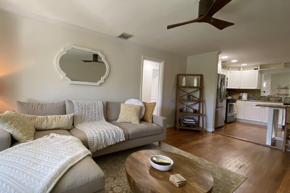 Photo of Livingroom in Delray Beach