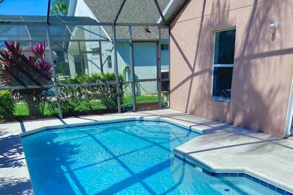 Photo of Outdoor in Lake Berkley