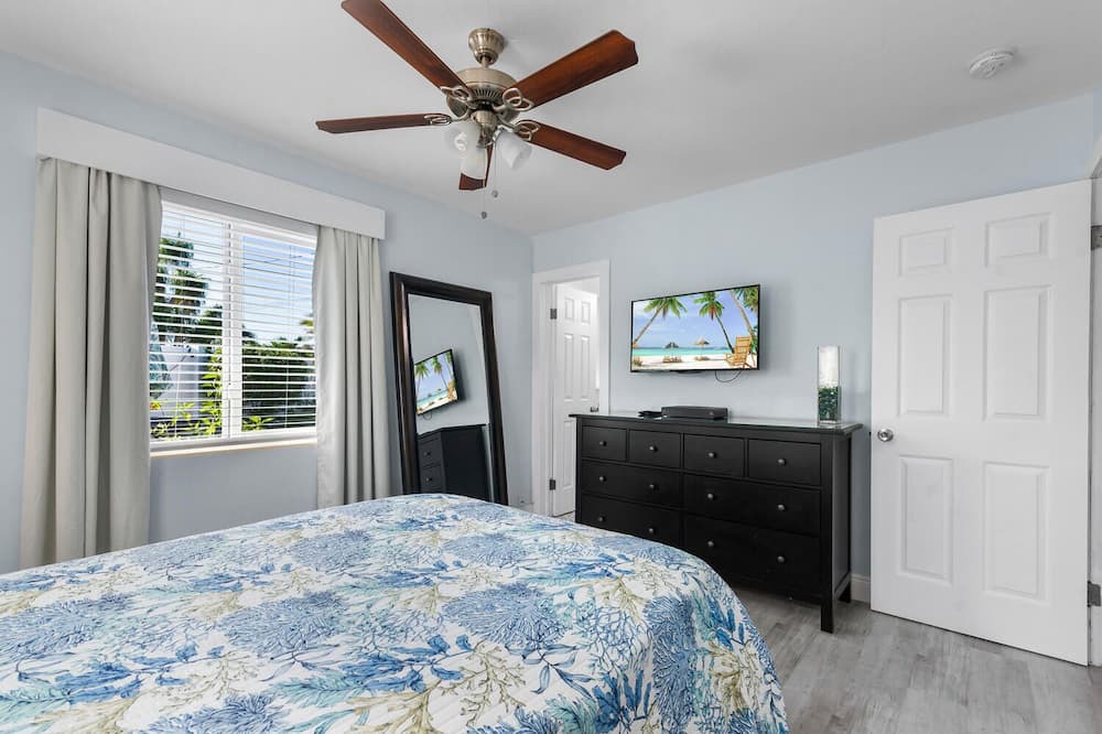 Photo of Bedroom in North Palm Beach