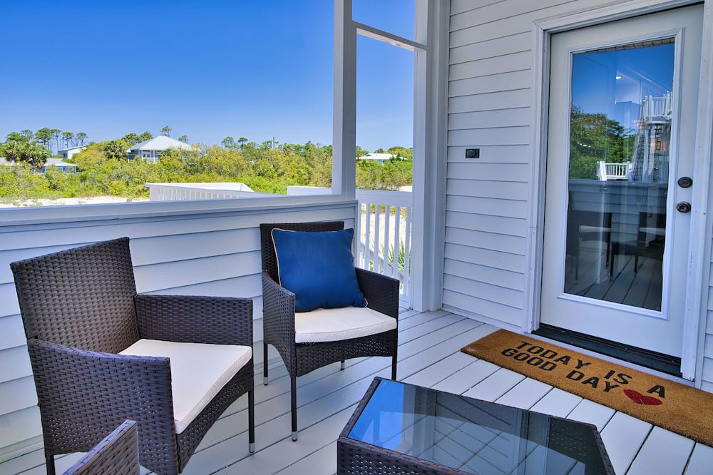 Photo of Patio Balcony in East End