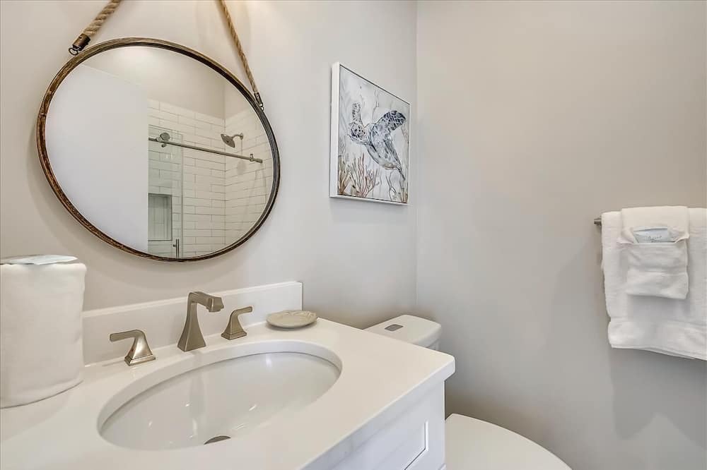 Photo of Bathroom in East End