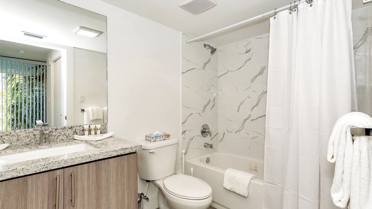 Photo of Bathroom in Coral Way