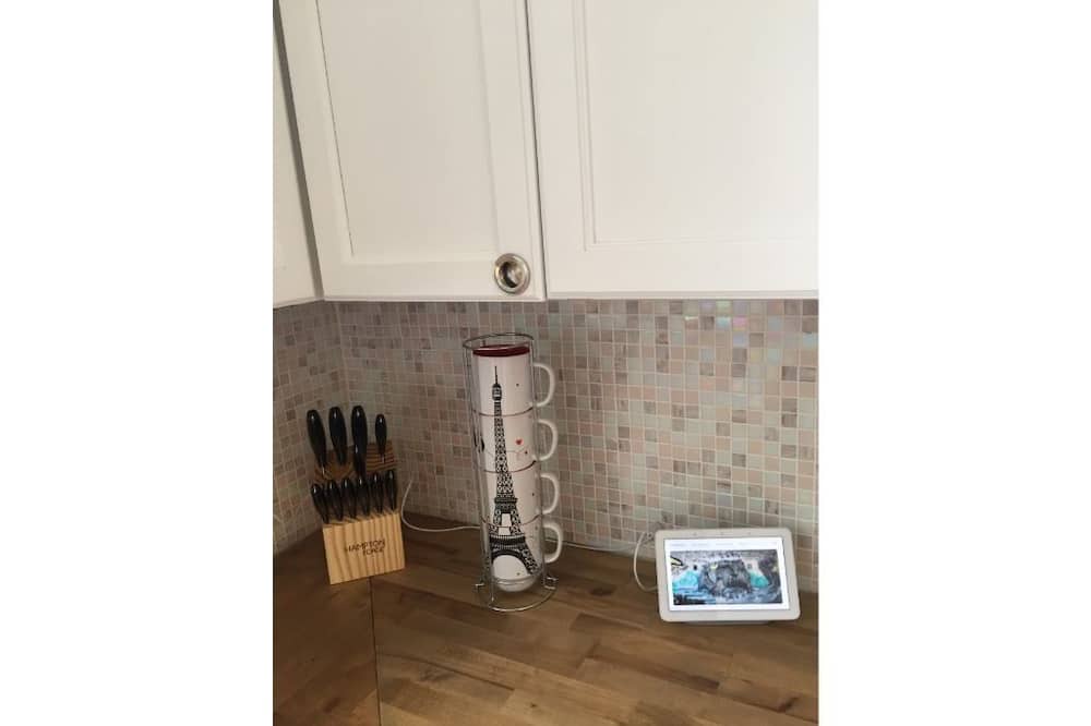 Photo of Kitchen in Surfside Historic District