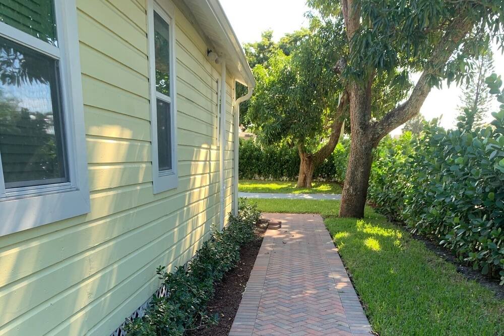 Photo of Outdoor in Delray Beach