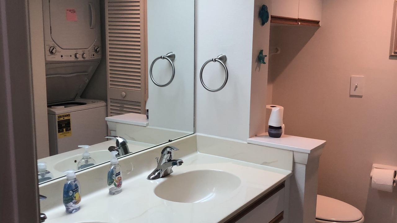 Photo of Bathroom in Plantation