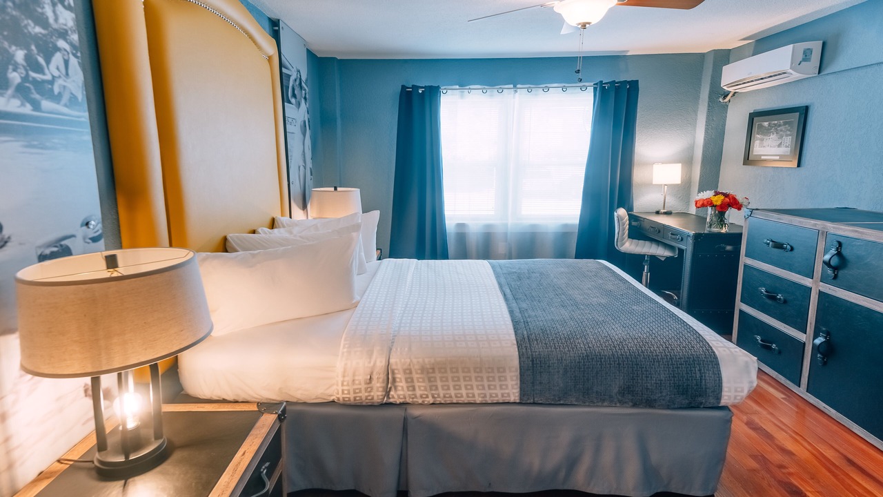 Photo of Bedroom in Downtown St. Petersburg