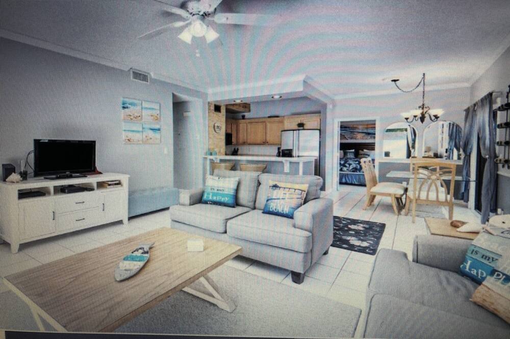 Photo of Livingroom in Bella Vista