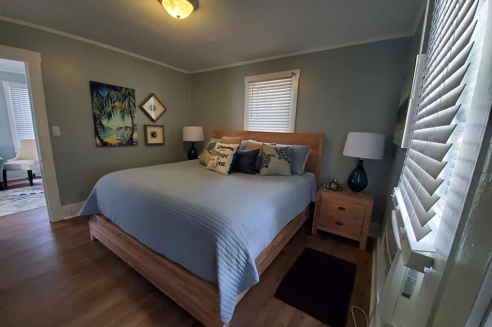 Photo of Bedroom in Downtown Dunedin