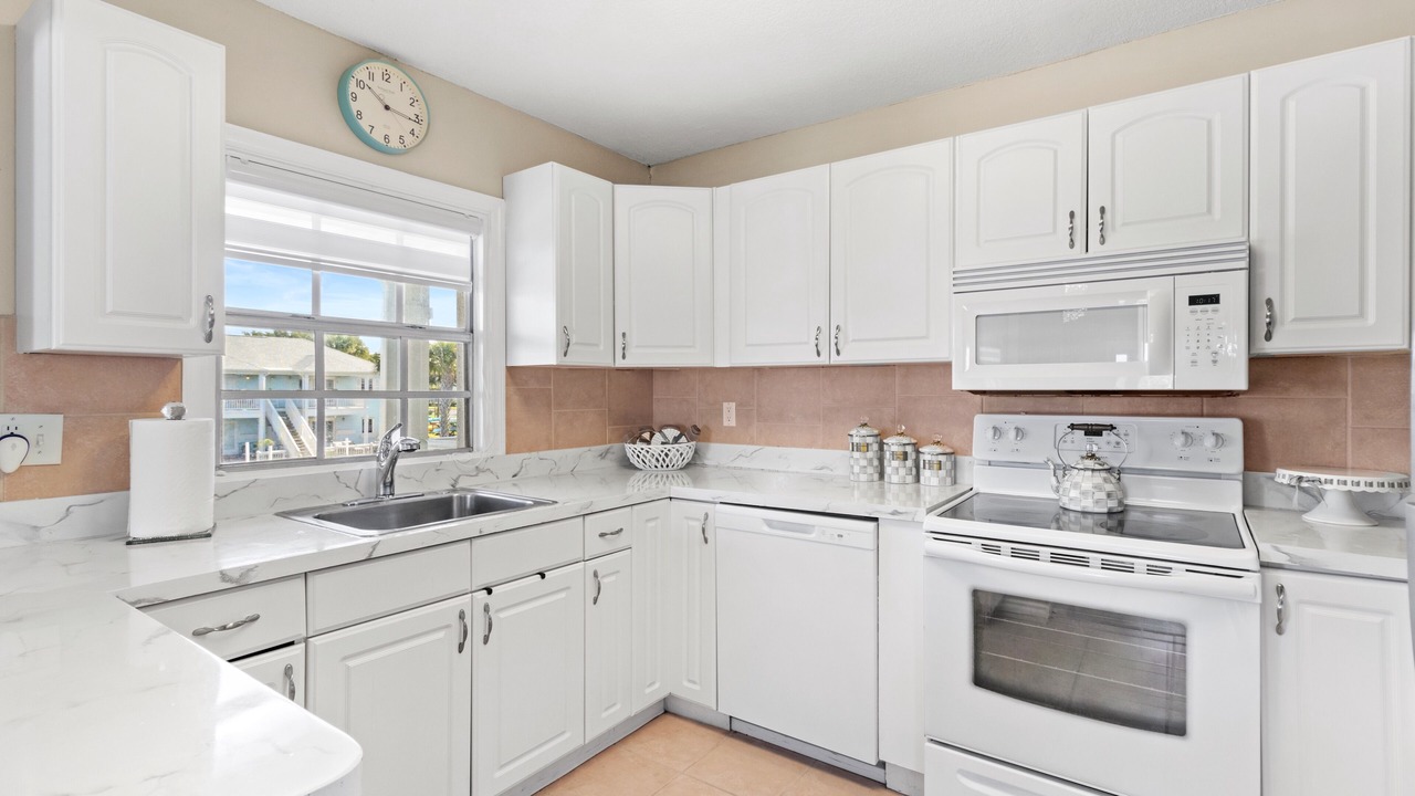Photo of Kitchen in Coquina Key