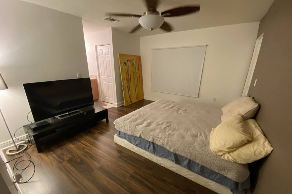 Photo of Bedroom in Jog Road