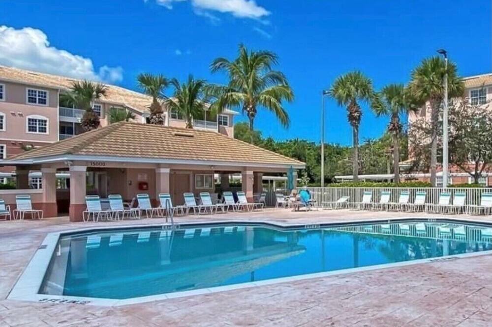 Photo of Outdoor in Majestic Palms